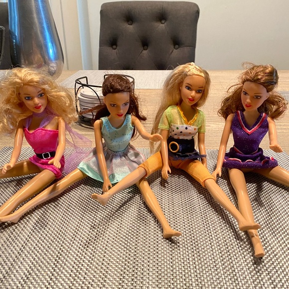 All kind of dolls some from 2008 - Picture 2 of 6